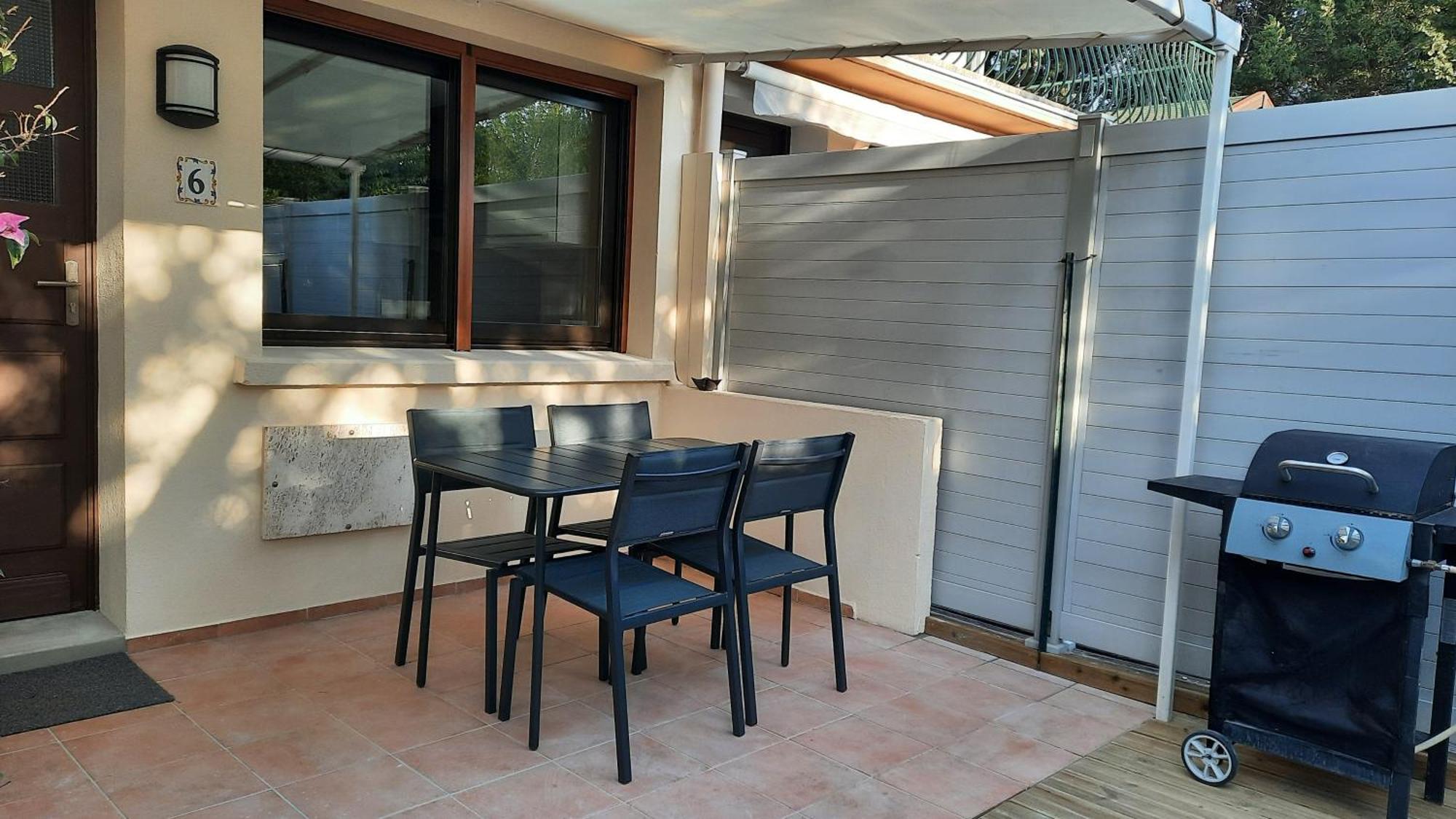 Studio Climatise Lantanas 4 Personnes Le Lavandou Buitenkant foto