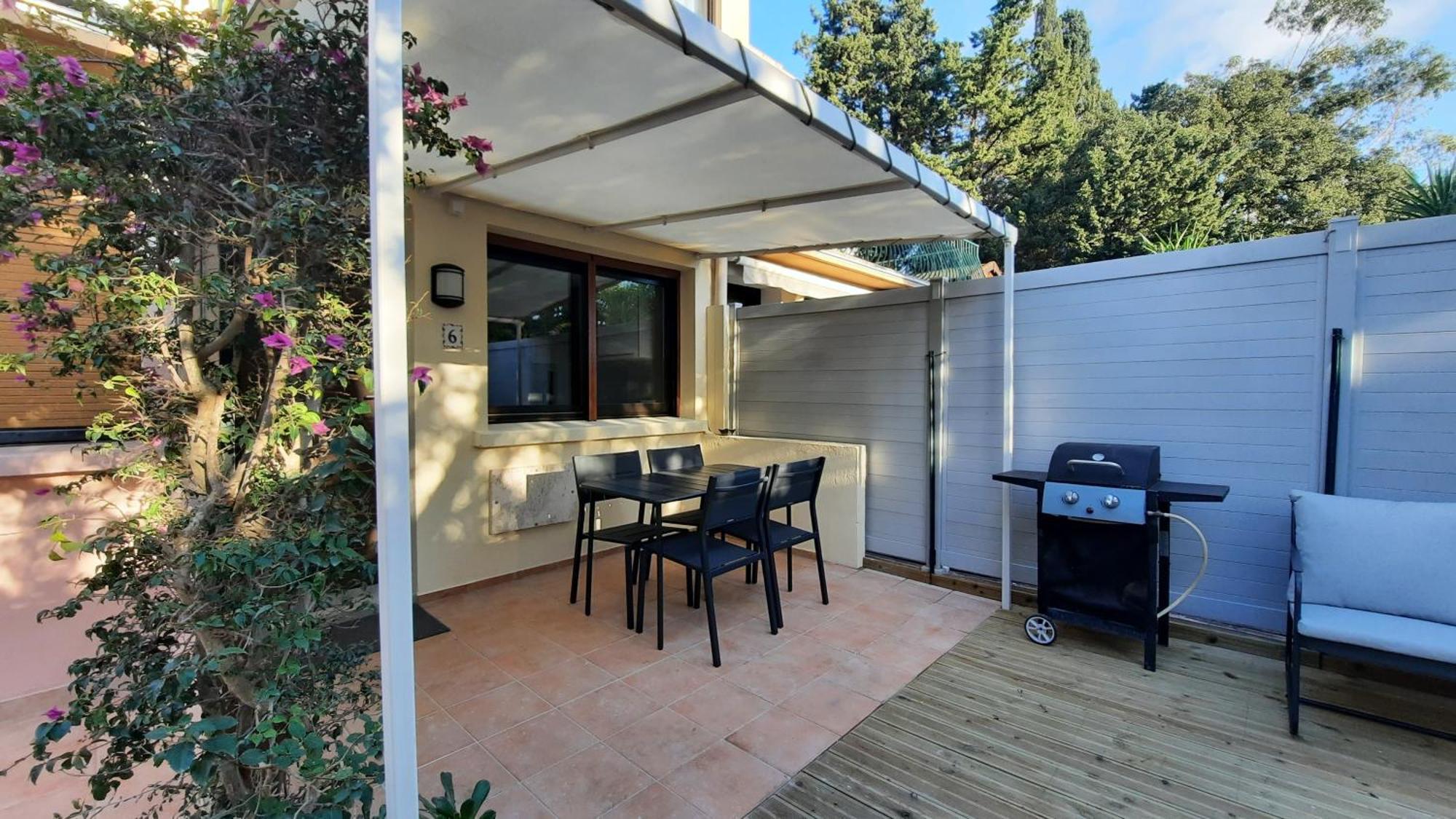 Studio Climatise Lantanas 4 Personnes Le Lavandou Buitenkant foto