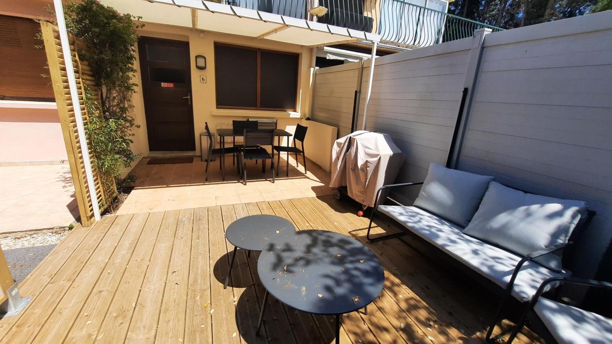 Studio Climatise Lantanas 4 Personnes Le Lavandou Buitenkant foto